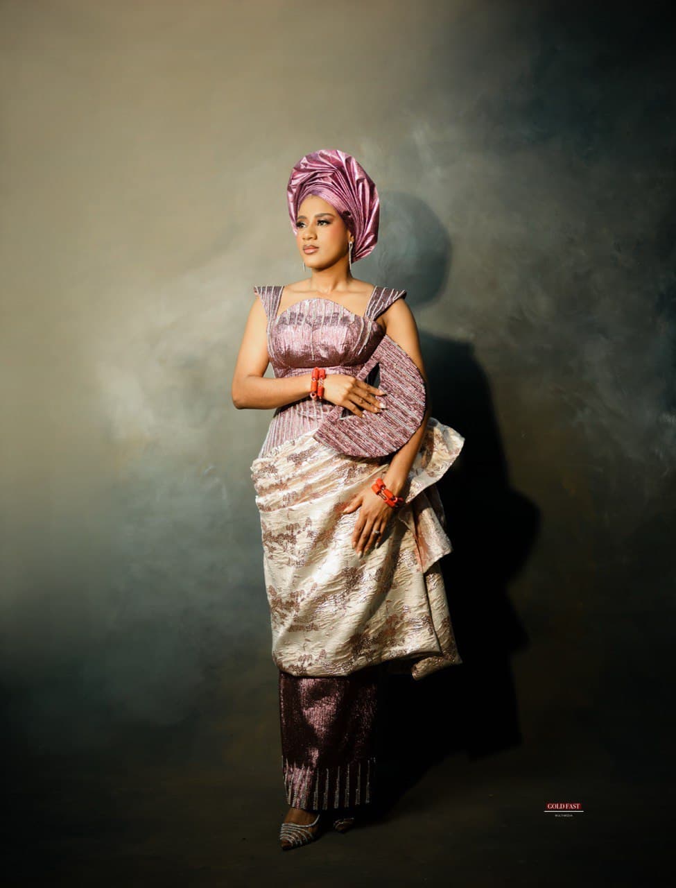 A picture of the traditional decor, perhaps kola nuts and palm wine.